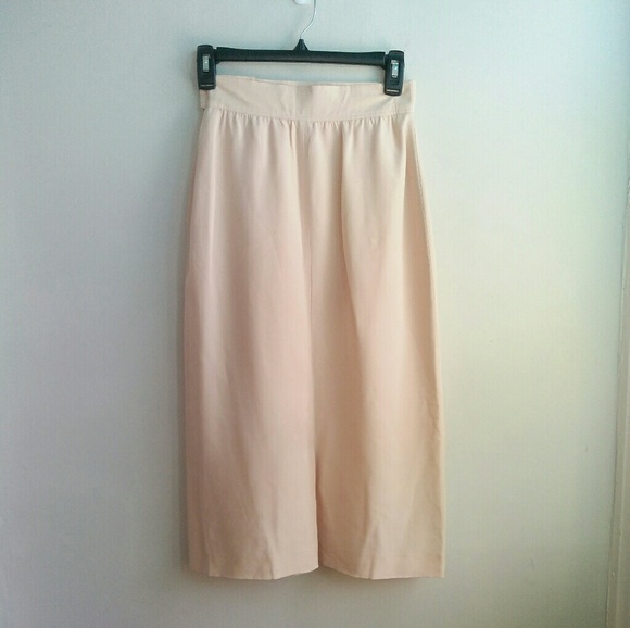 Escada Blush Pink Skirt - Size 34 - Picture 2 of 4